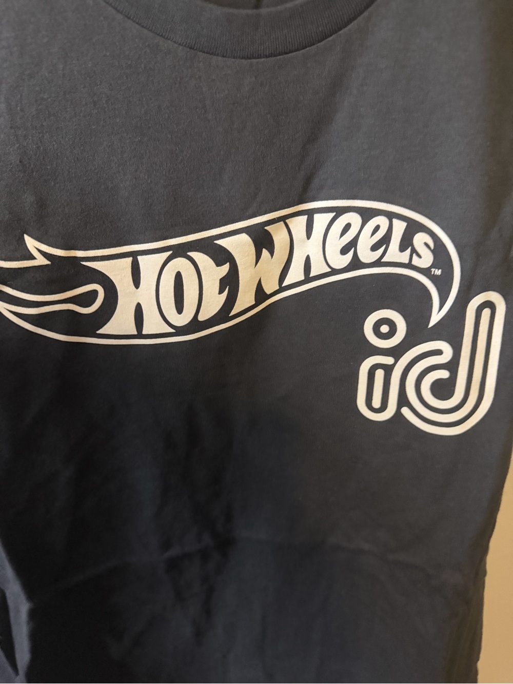 Hot Wheels Black Graphic Tee men’s medium brand new